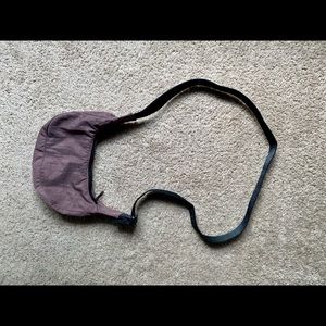 BAGGU mini crescent bag in Raisin